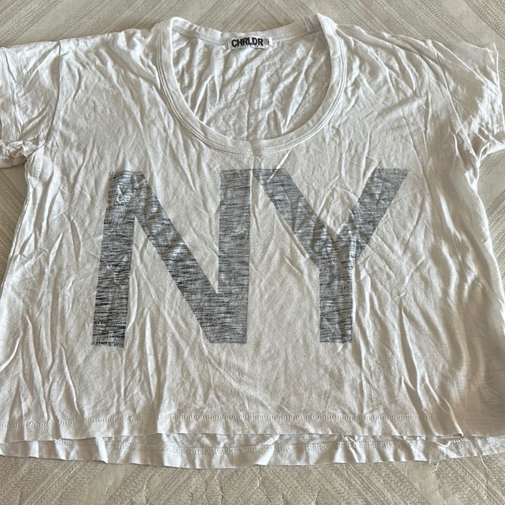Chrdlr Women’s White NY Graphic Women's Boxy Top - Size S